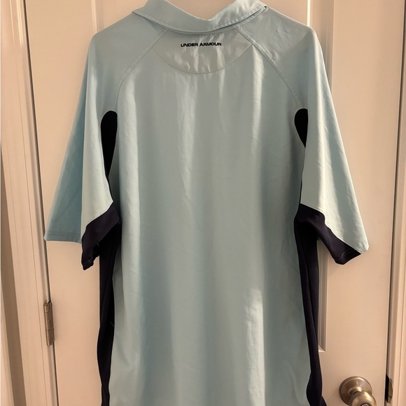 Under Armour shirt sleeve, light weight loose fitting  size 2 xl - Picture 3 of 3